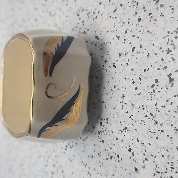 Staffordshire Sandland Ware Pottery Creamer and Sugar - Picture 8 of 8